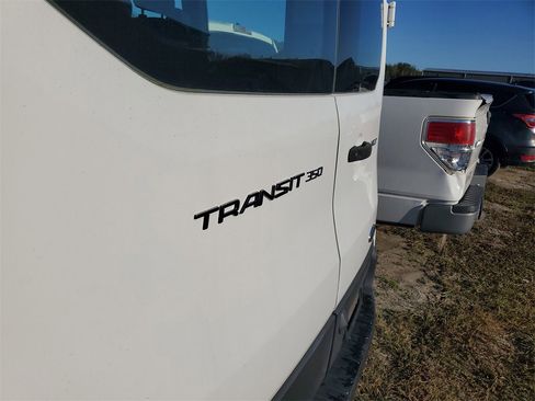 Used 2020 Ford Transit 350 XLT image 5