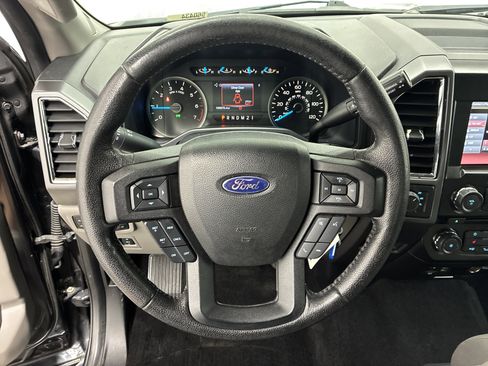 Used 2015 Ford F150 XLT w/ Equipment Group 302A Luxury AWD/4WD image 18