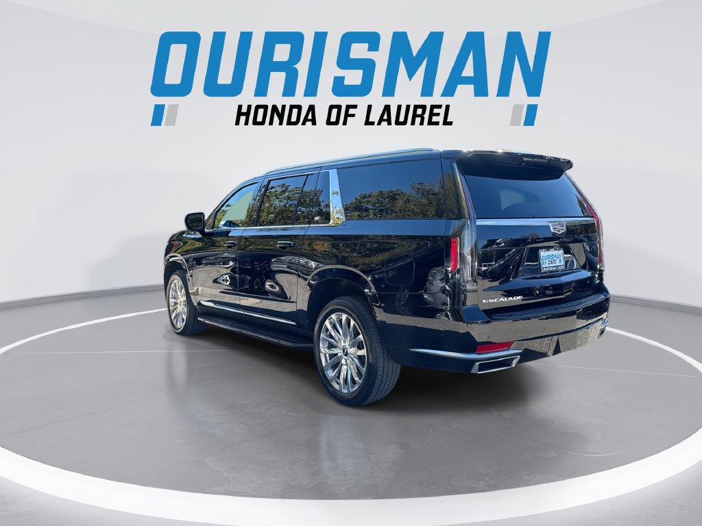 Used 2024 Cadillac Escalade ESV Premium Luxury AWD/4WD image 6