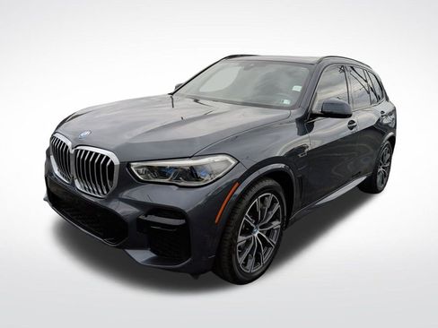 Used 2022 BMW X5 xDrive45e w/ M Sport Package AWD/4WD image 3