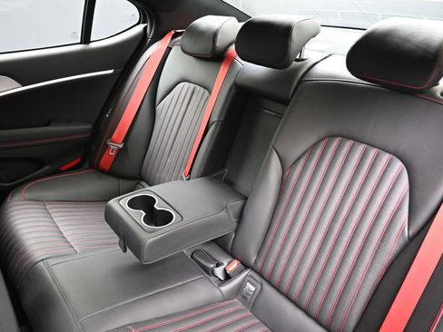 Used 2023 Genesis G70 3.3T w/ Sport Advanced Package image 20