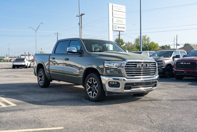 Used 2026 RAM 1500 Laramie AWD/4WD image 7