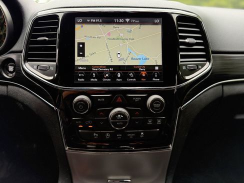 Used 2019 Jeep Grand Cherokee Limited w/ Luxury Group II AWD/4WD image 20