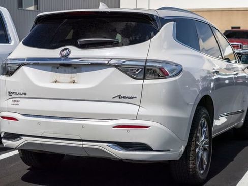 Used 2024 Buick Enclave Avenir w/ Avenir Technology Package AWD/4WD image 3