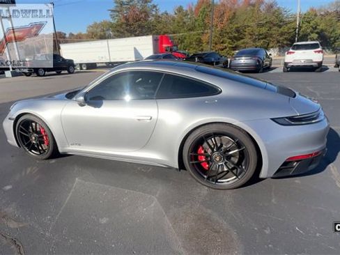 Used 2022 Porsche 911 Carrera 4 GTS image 6