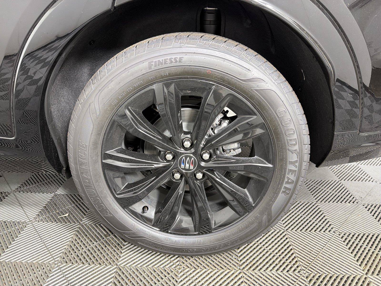 New 2026 Buick Envista Sport Touring FWD image 17