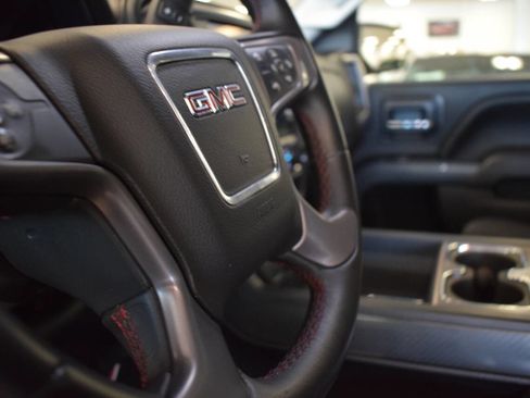 Used 2017 GMC Sierra 1500 SLT w/ All Terrain X Package image 31