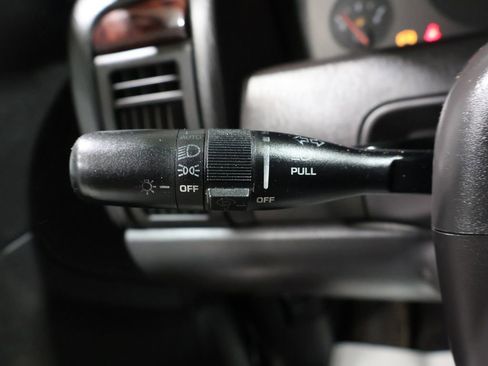 Used 2000 Jeep Grand Cherokee Laredo image 26