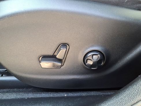 Certified 2021 Jeep Cherokee Latitude Lux w/ Sun & Sound Group image 12