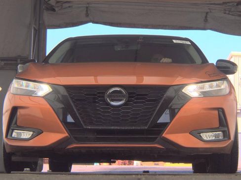 Used 2023 Nissan Sentra SR w/ Electronics Package FWD image 19