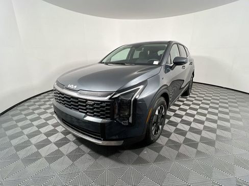New 2026 Kia Sportage LX FWD image 9
