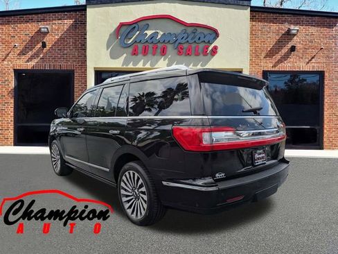 Used 2018 Lincoln Navigator Reserve w/ Technology Package AWD/4WD image 9