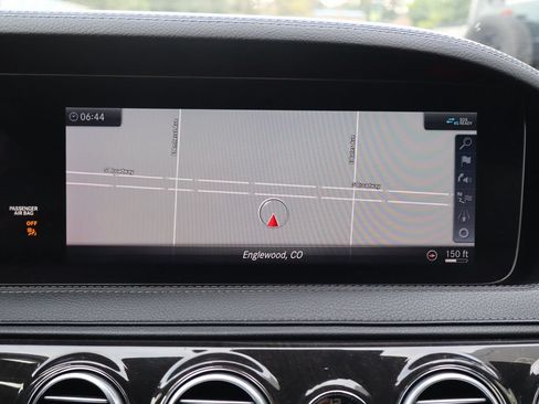 Used 2019 Mercedes-Benz S 560 4MATIC Sedan image 30