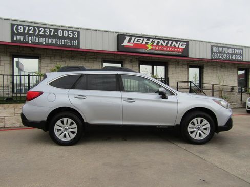 Used 2018 Subaru Outback 2.5i Premium AWD/4WD image 5