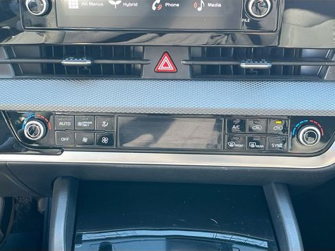 Certified 2023 Kia Sportage LX image 14