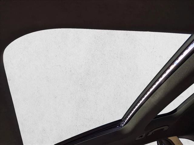 Used 2018 Mercedes-Benz GLC 300 image 14