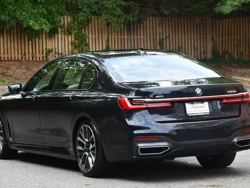 Used 2022 BMW 750i xDrive 750i xDrive w/ M Sport Package image 6