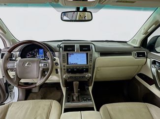 Used 2015 Lexus GX 460 w/ Premium Package AWD/4WD video 3