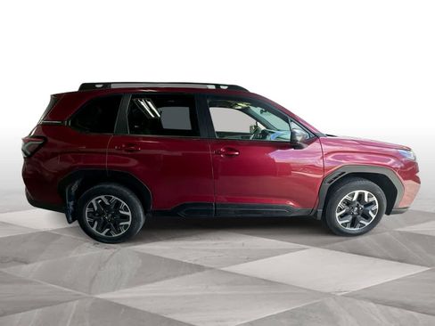Used 2025 Subaru Forester Premium w/ Convenience Package #2 AWD/4WD image 9