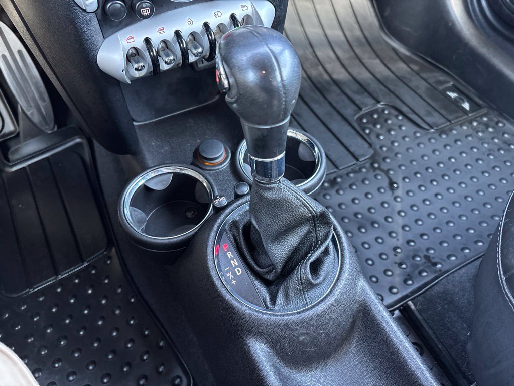 Used 2009 MINI Cooper S FWD image 25