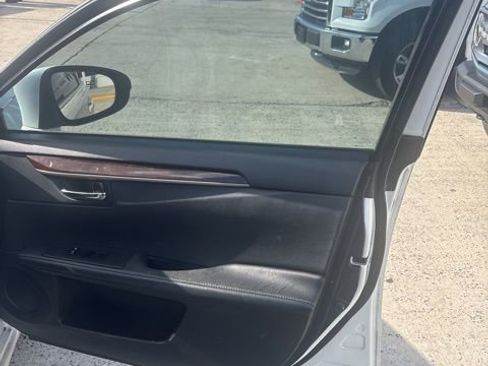 Used 2013 Lexus ES 350 image 6