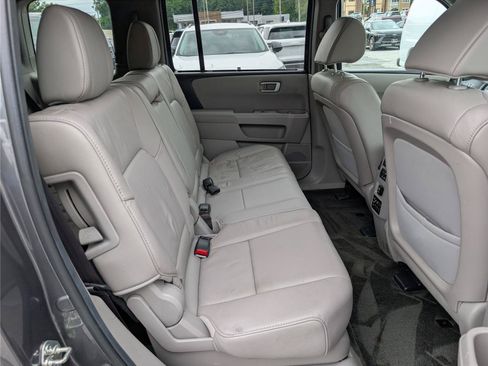 Used 2013 Honda Pilot Touring image 13