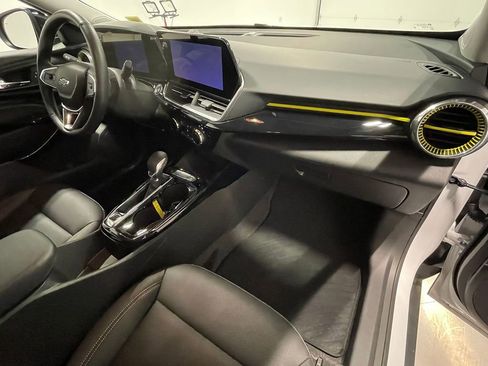 Used 2024 Chevrolet Trax ACTIV w/ Driver Confidence Package FWD image 28