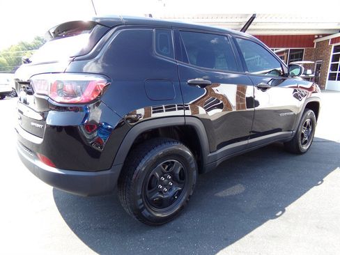 Used 2020 Jeep Compass Sport AWD/4WD image 6