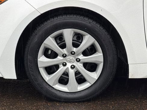 Certified 2024 Toyota Corolla LE image 25