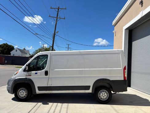 Used 2016 RAM ProMaster 1500 w/ Cargo Convenience Group FWD image 4