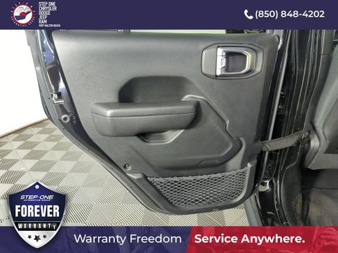 Used 2023 Jeep Wrangler Unlimited Rubicon 4xe AWD/4WD image 25