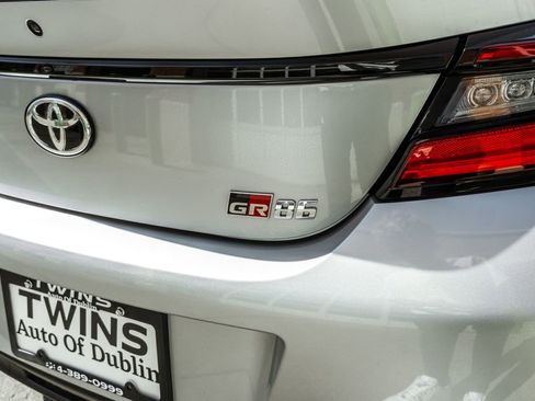 Used 2023 Toyota GR86 RWD image 34