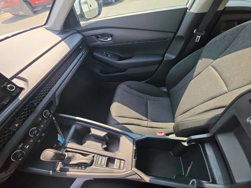 Certified 2024 Honda Accord LX image 22