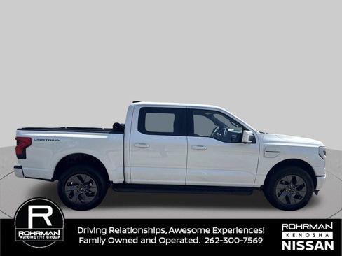Used 2023 Ford F150 Lightning Lariat w/ Tow Technology Package AWD/4WD image 5
