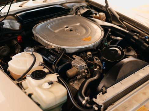 Used 1988 Mercedes-Benz 560 SL image 37