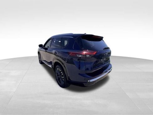 Used 2026 Nissan Rogue Platinum w/ Platinum Premium Package AWD/4WD image 4