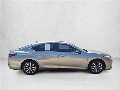Used 2019 Lexus ES 350 w/ Premium Package FWD image 4