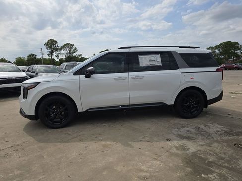 New 2026 Kia Carnival SX Prestige FWD image 4