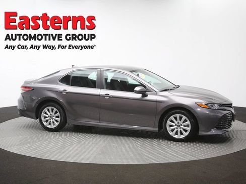 Used 2019 Toyota Camry LE FWD image 45