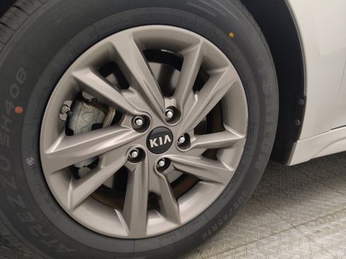 Used 2020 Kia Optima LX FWD image 31
