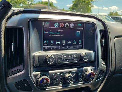 Used 2018 Chevrolet Silverado 1500 LTZ w/ Sport Package AWD/4WD image 27