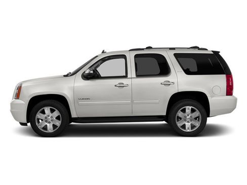 Used 2014 GMC Yukon SLT w/ SLT-2 Equipment Package AWD/4WD image 3