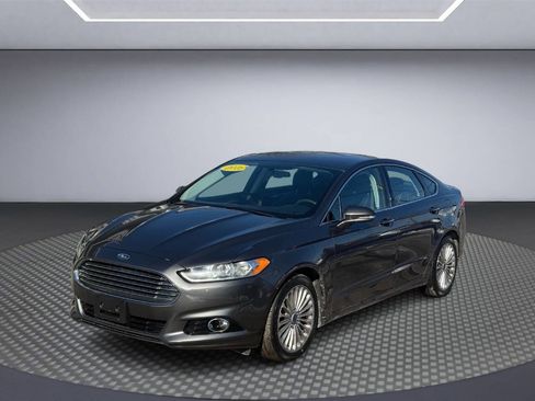 Used 2016 Ford Fusion Titanium image 3