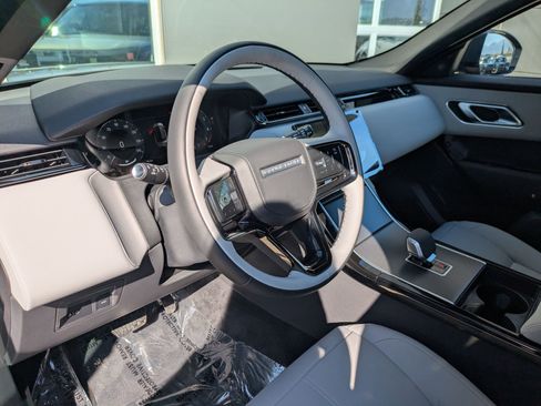 New 2026 Land Rover Range Rover Velar S image 7