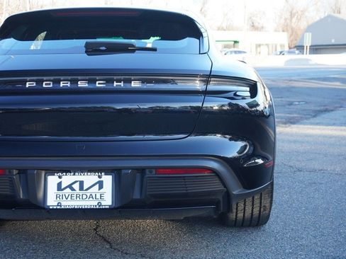 Used 2023 Porsche Taycan 4 Cross Turismo image 20