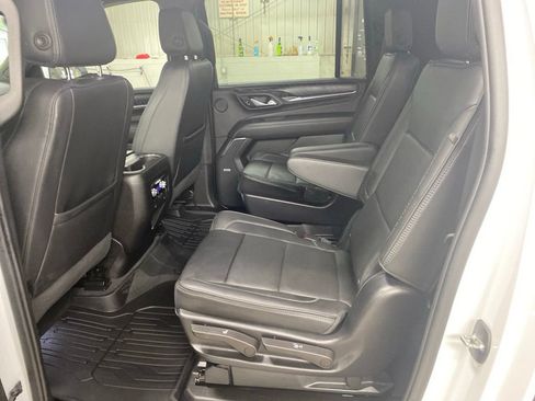 Used 2022 GMC Yukon XL Denali AWD/4WD image 26