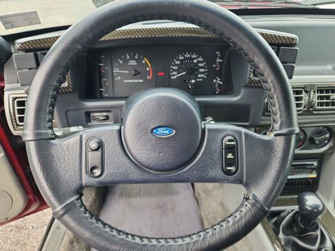 Used 1988 Ford Mustang LX RWD image 18