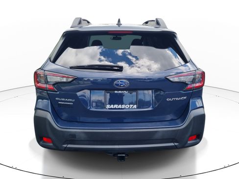 Used 2024 Subaru Outback Premium AWD/4WD image 5