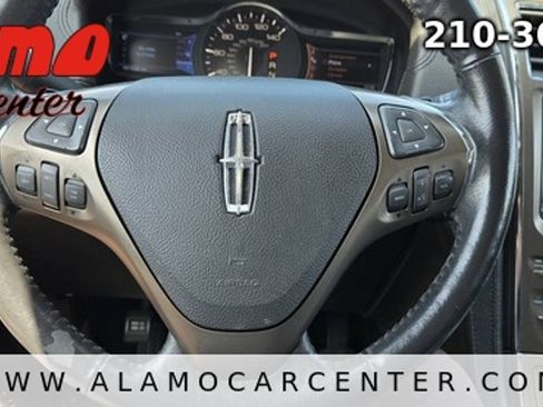 Used 2013 Lincoln MKX FWD image 39