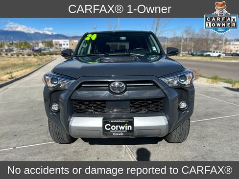 Used 2024 Toyota 4Runner TRD Off-Road Premium AWD/4WD image 2